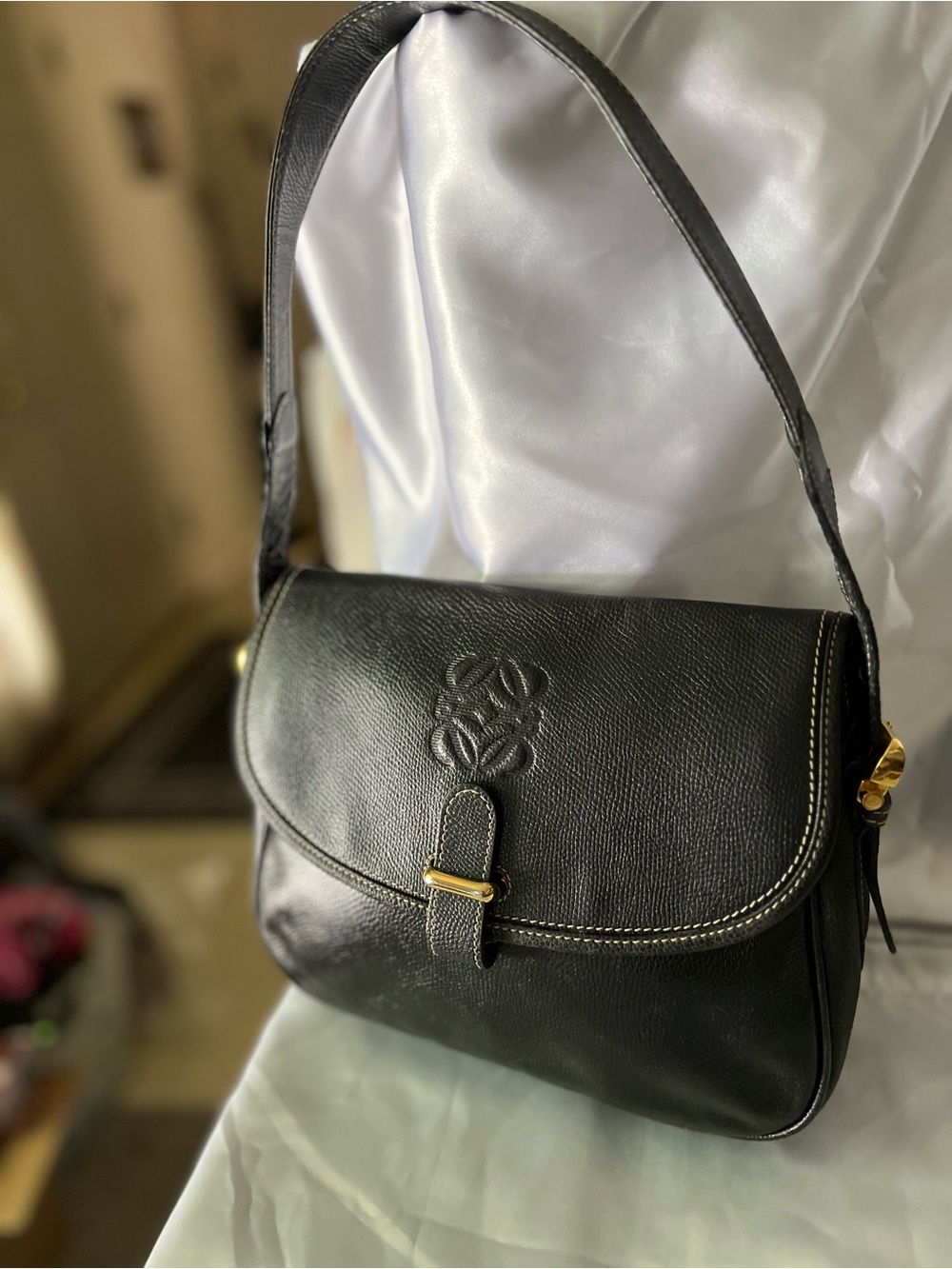 SALE ✨Loewe✨ Black Leather Shoulder Bag with Cream Stitching and Gold Buckle